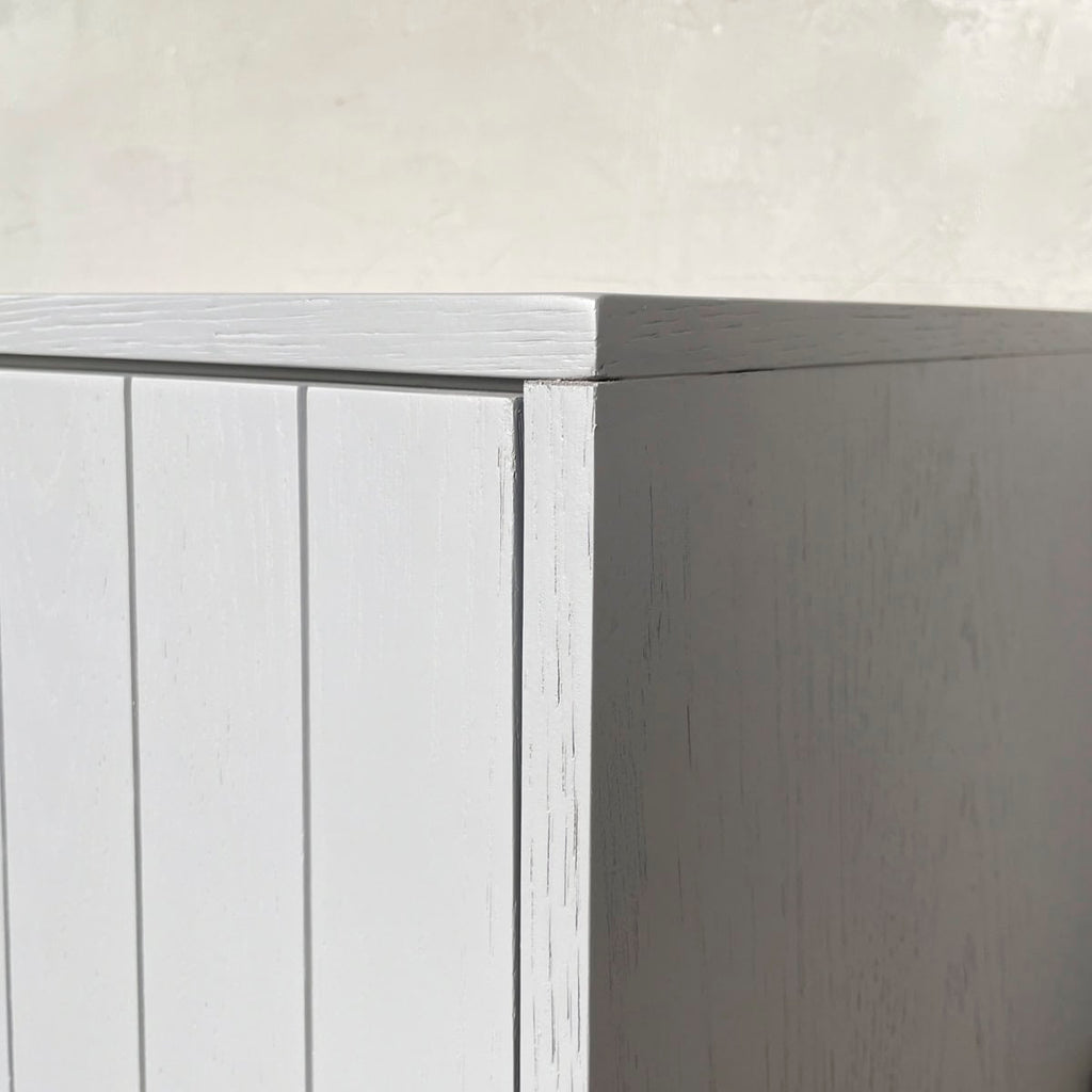 Grey Ribbed Glass TV Console