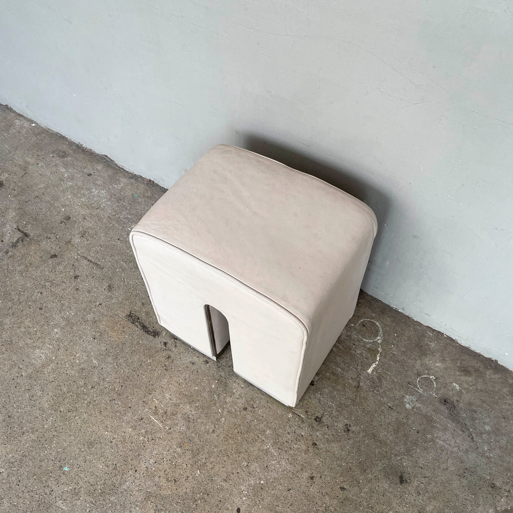 'n' Light Grey Leather Stool