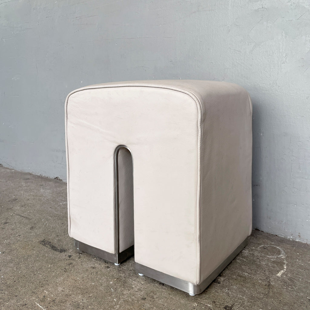 'n' Light Grey Leather Stool