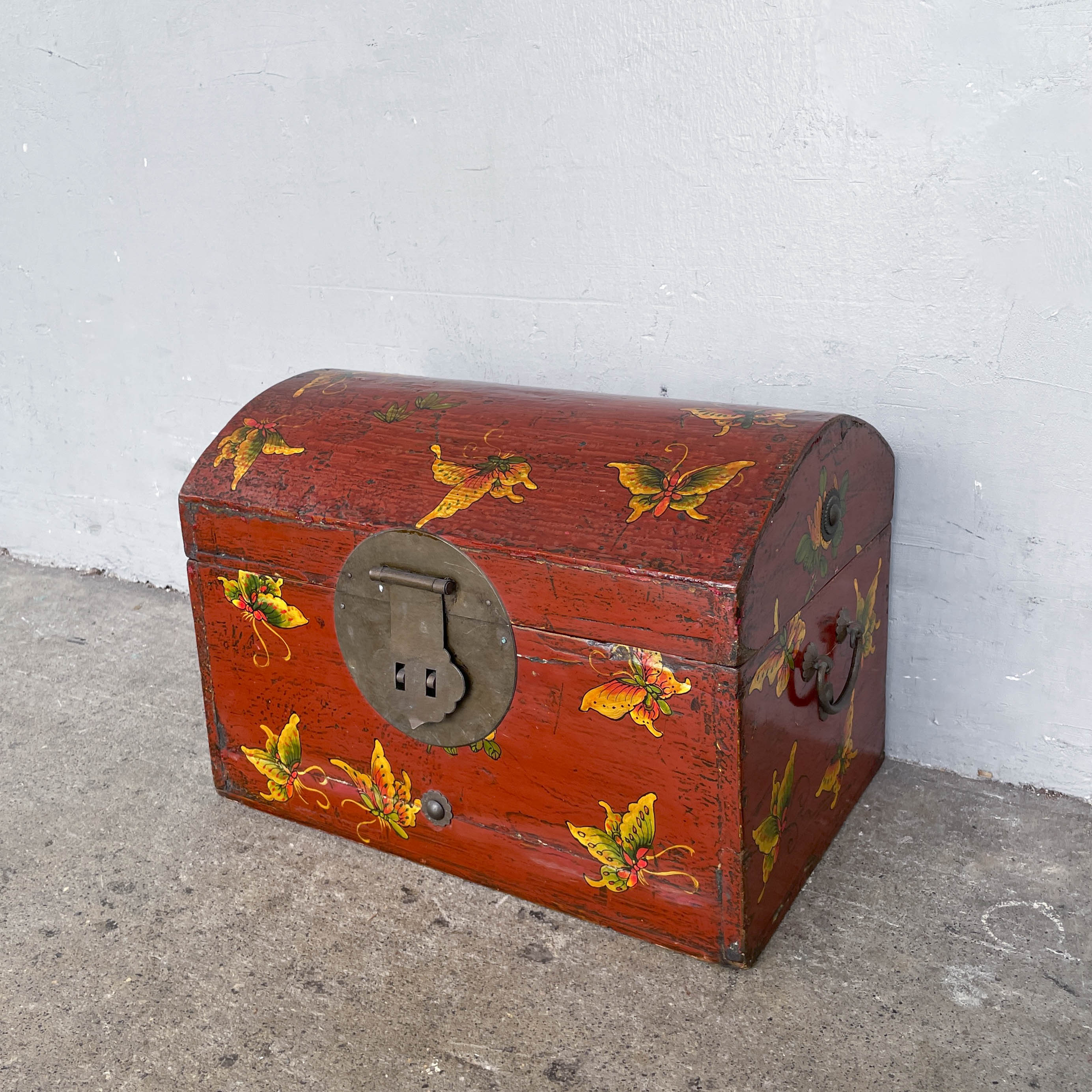 Red Lacquered Elm Butterfly Chest Box