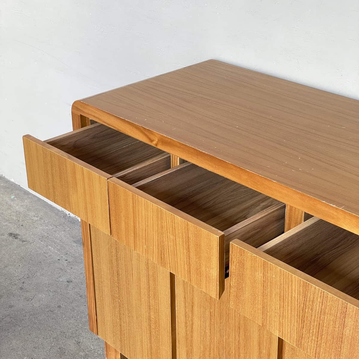4-Door Curved Corner Wooden Sideboard