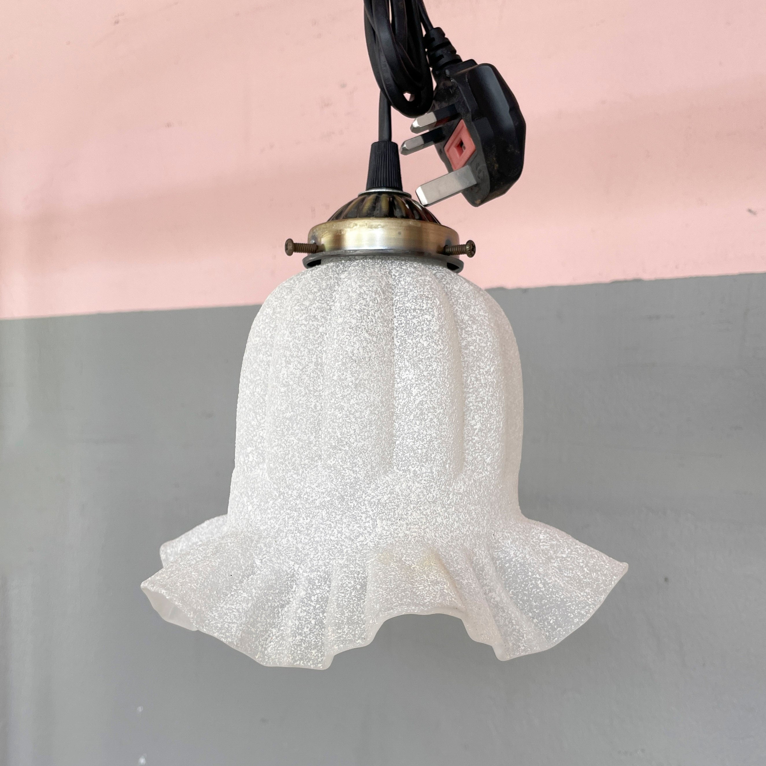 Textured Ruffled Tulip Pendant Light