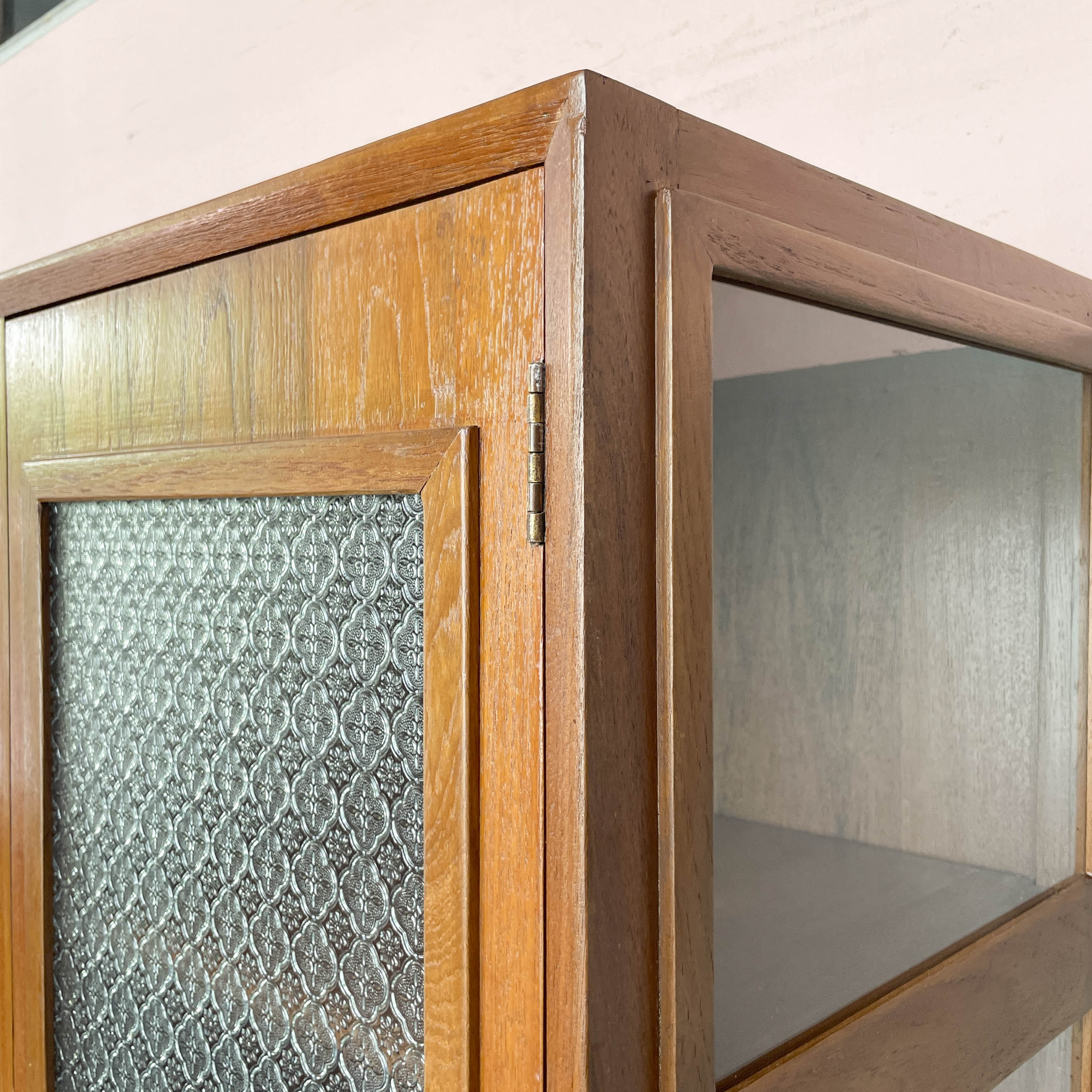 Refurbished Textured Floral Glass Cabinet