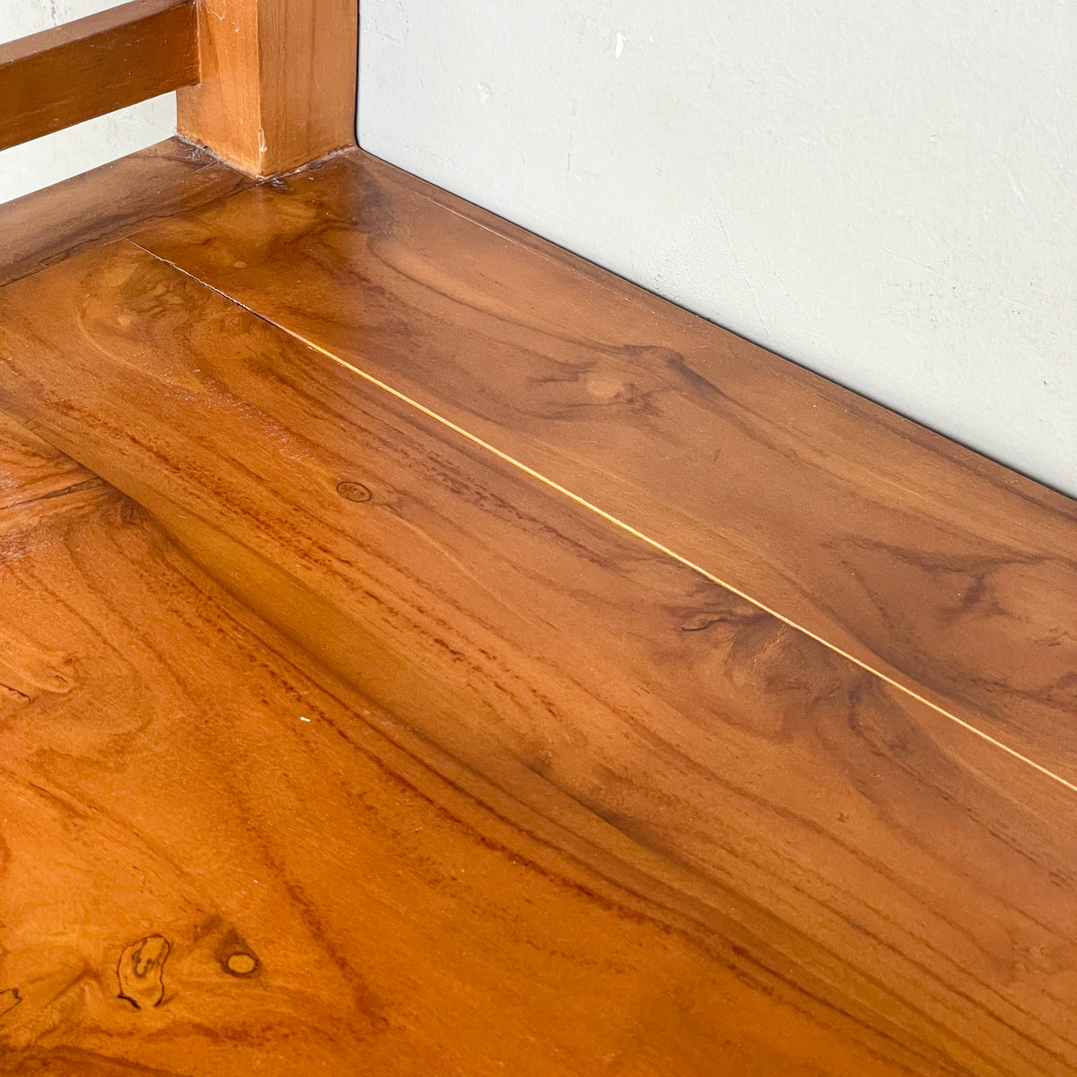 Bookshelf with Slatted Sides