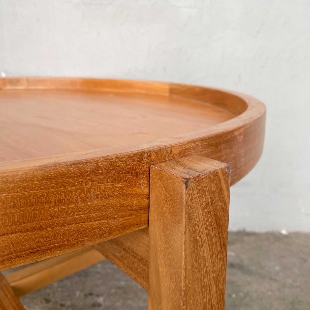 Round Tray-Top Solid Teak Coffee Table