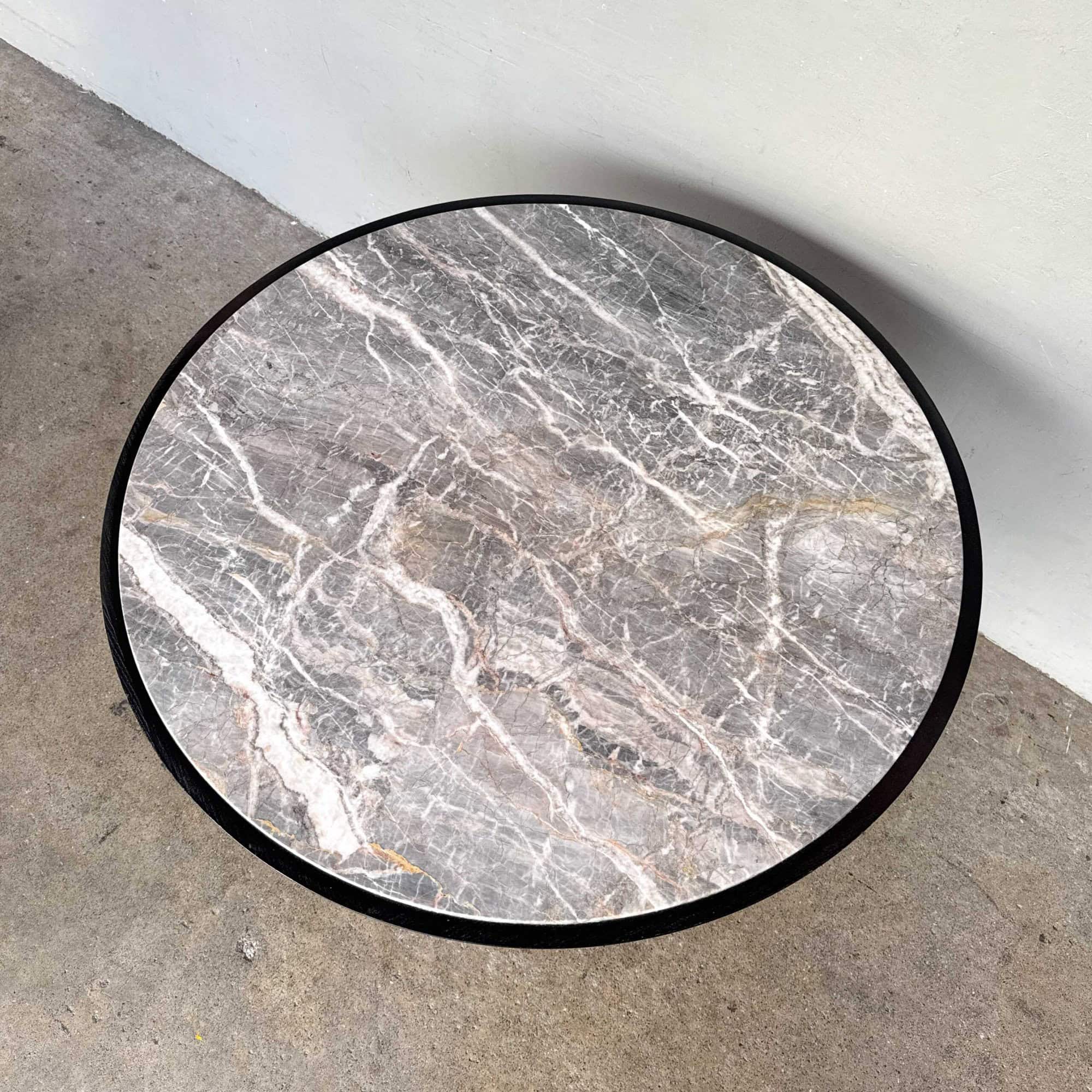 ø110cm Grey Marble Dining Table in Black