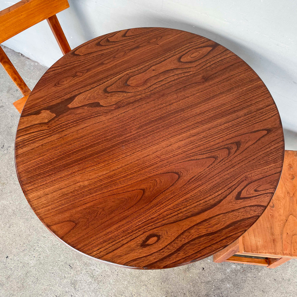 Refurbished Pedestal Table & Chair Set