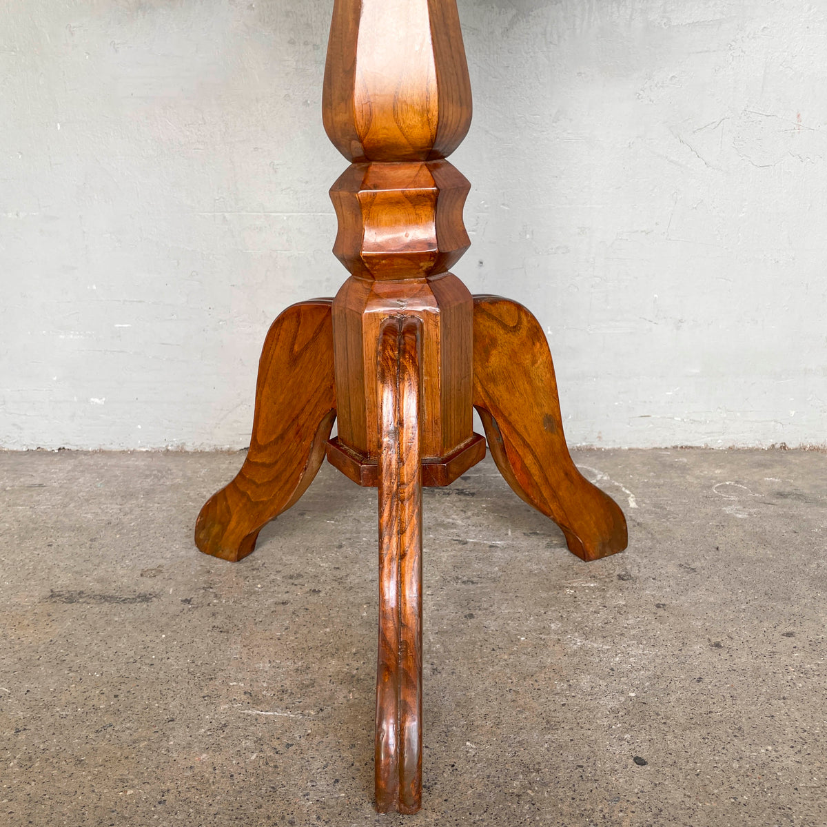 Refurbished Pedestal Table & Chair Set