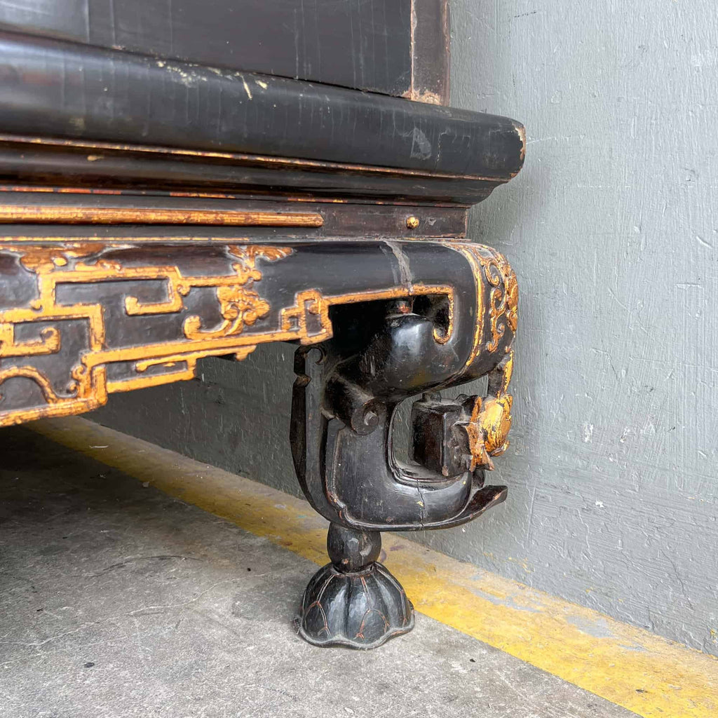 Chao Zhou Lacquered Opium Bed 潮州古董黑漆金镶鸦片床