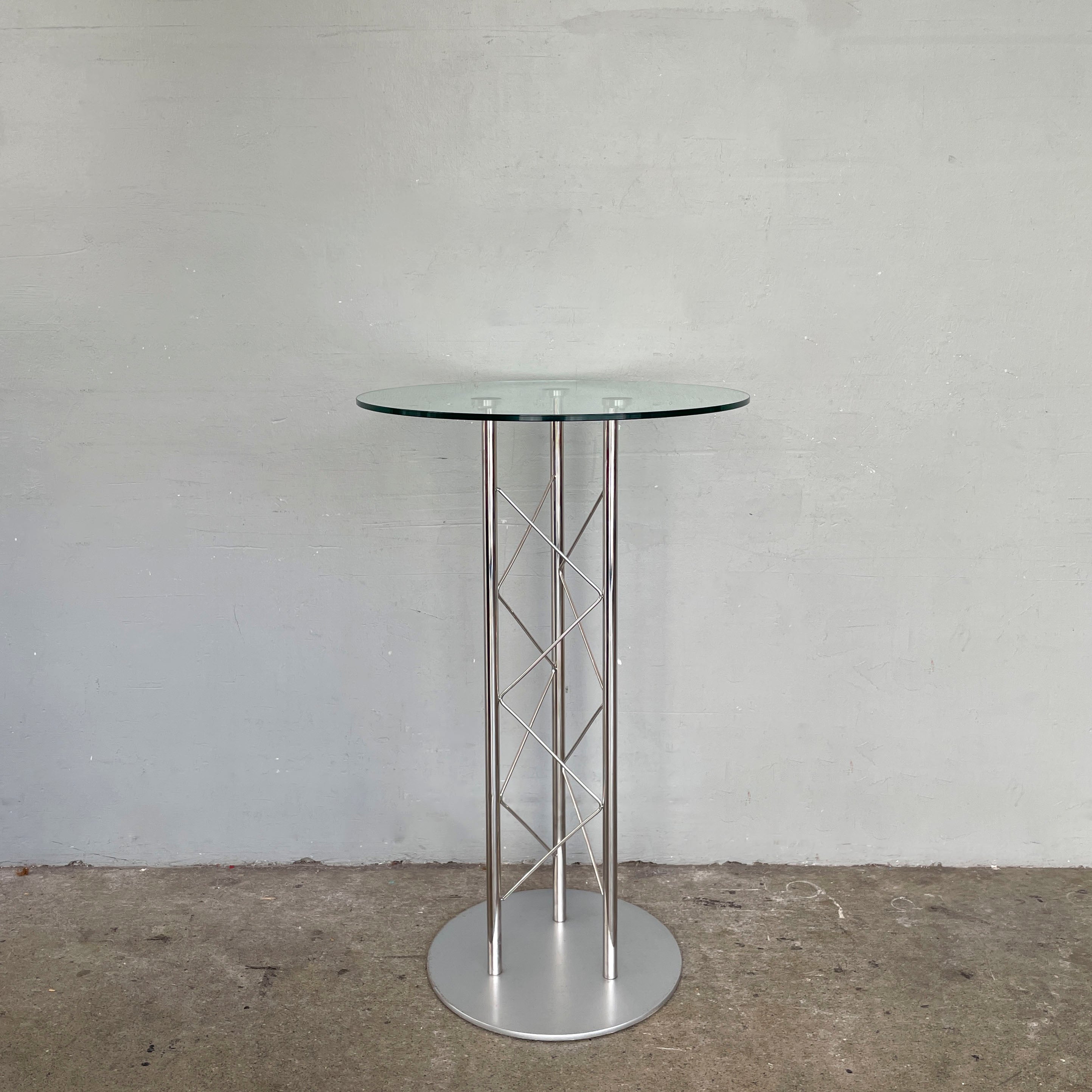 Round Glass Cocktail Table