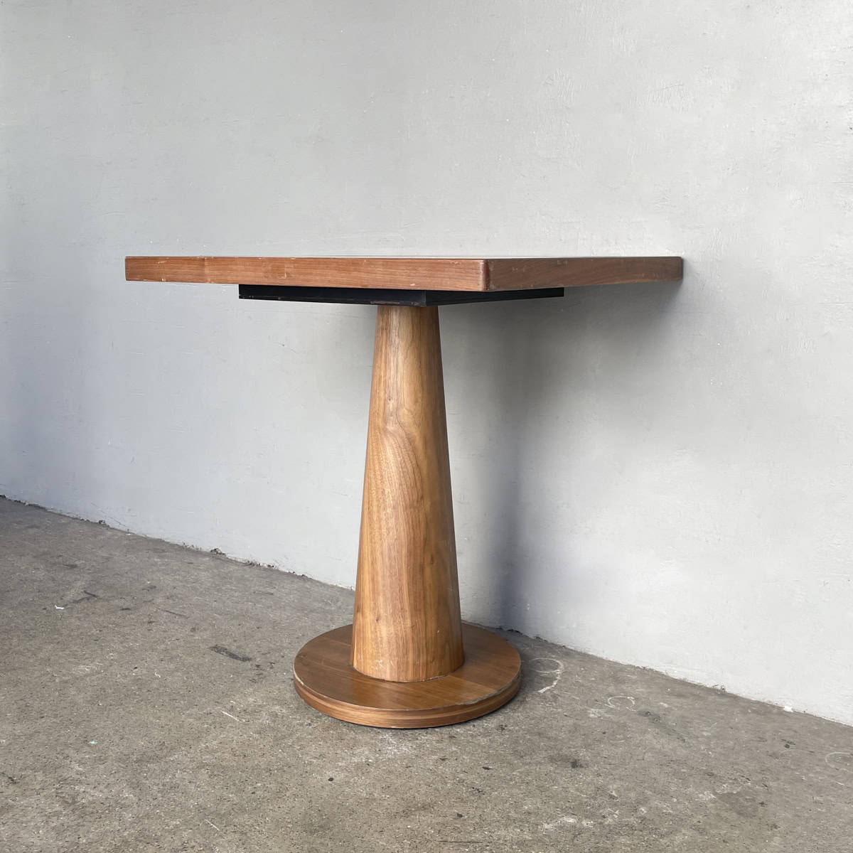 Small Square Marble Top Pedestal Table (75 x 60cm)