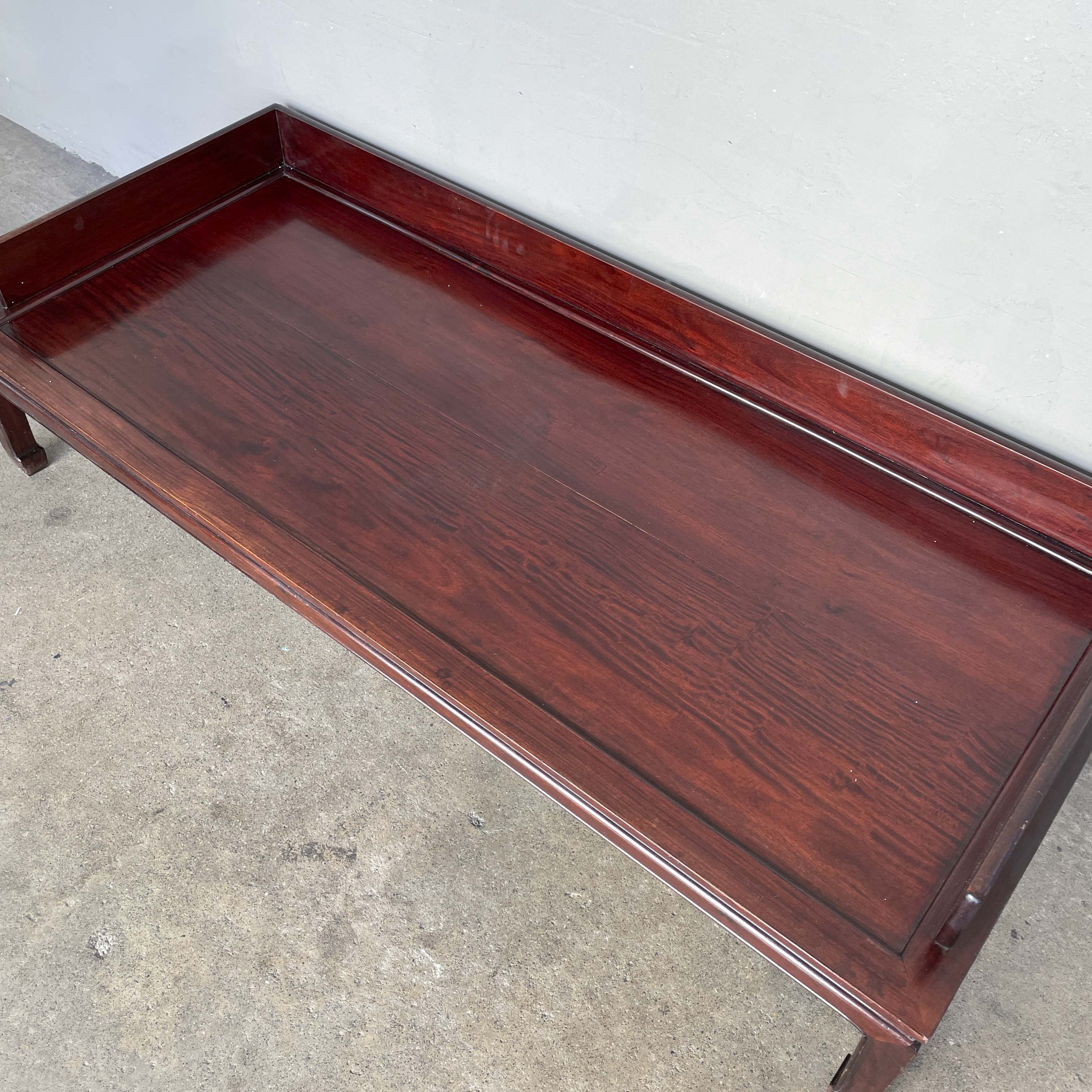 Rosewood Raised-Edge Daybed