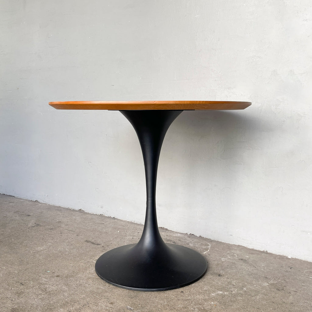 Round Wooden Tulip Table