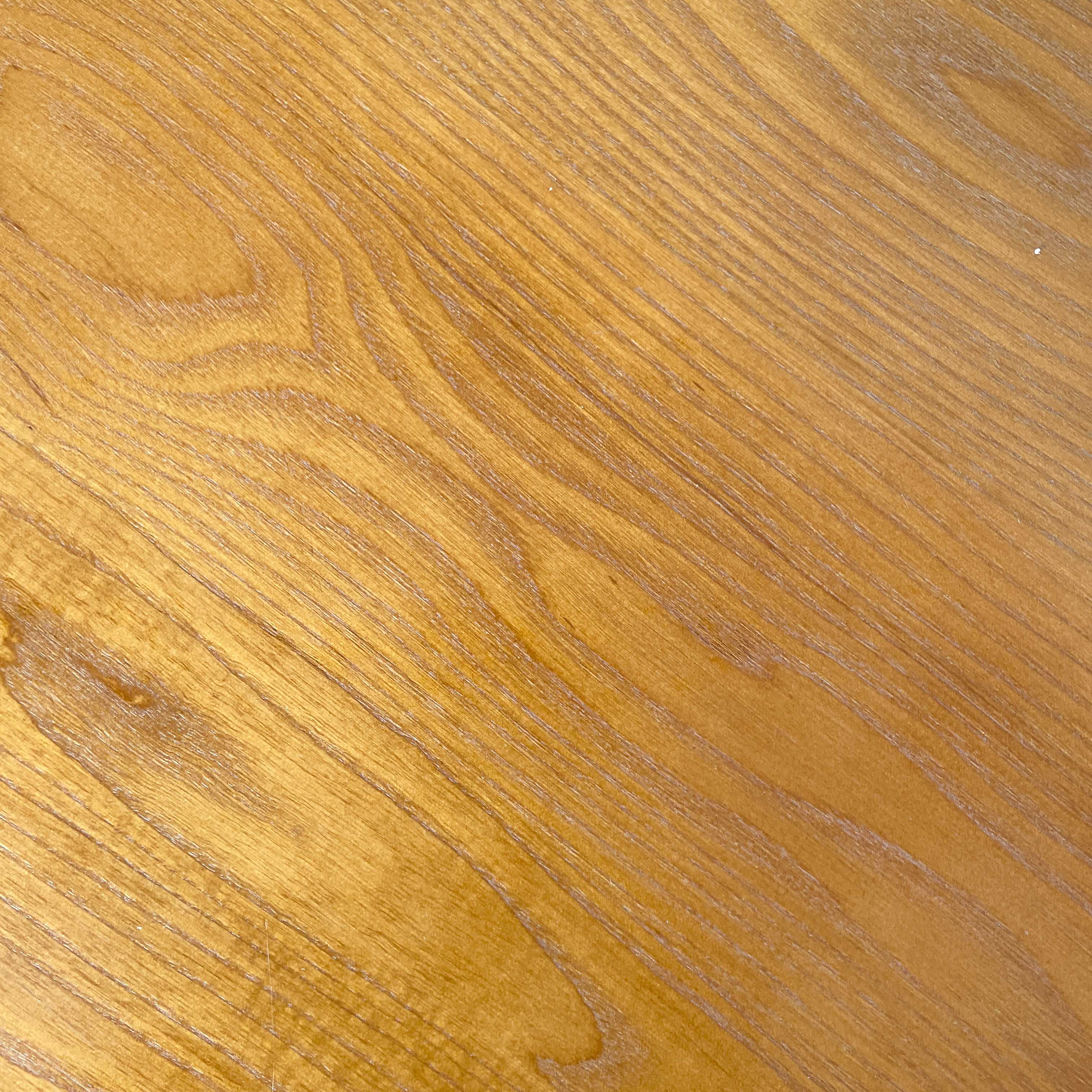 Round Wooden Tulip Table