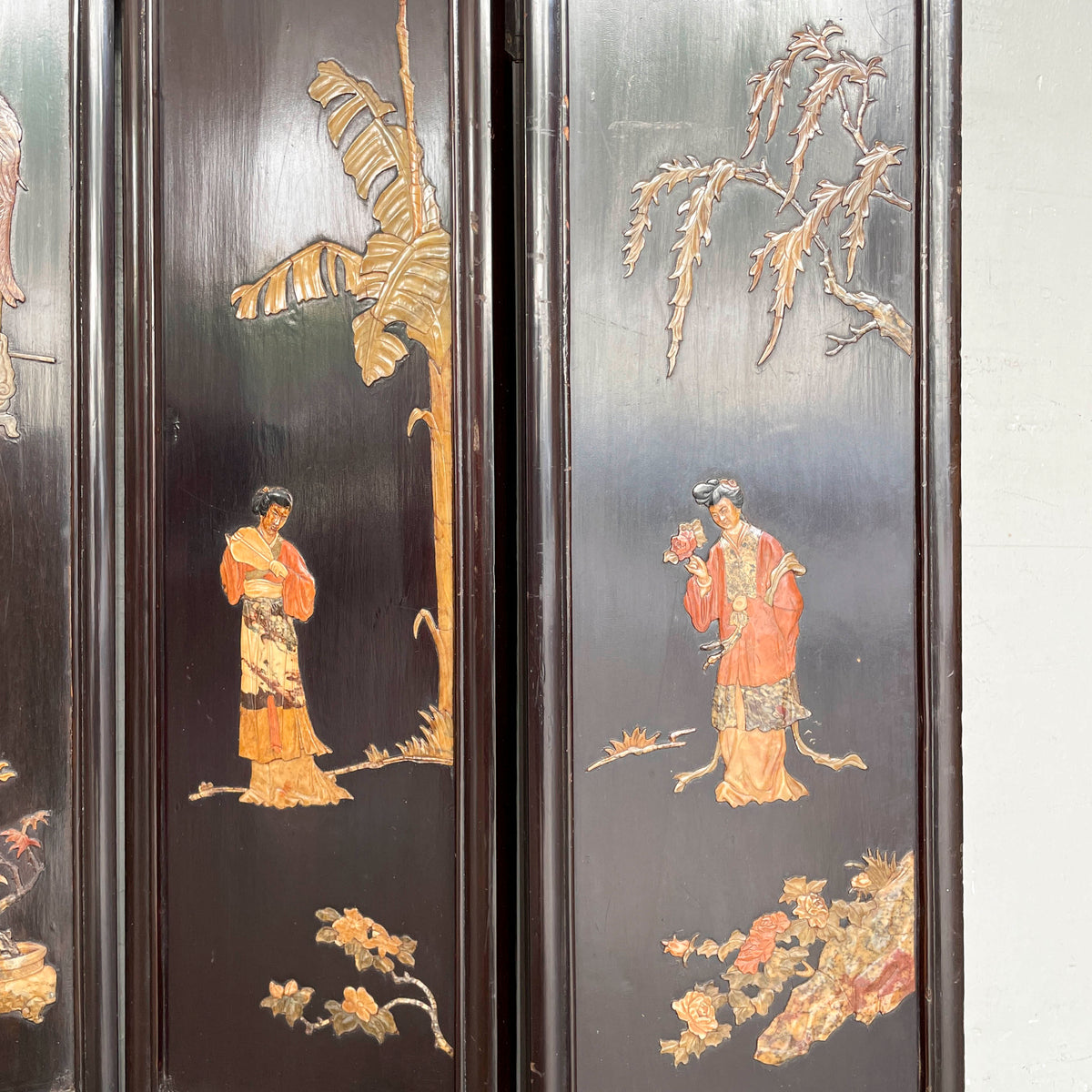 Folding Screen of "Ladies at Work & Leisure" in Carved Stone