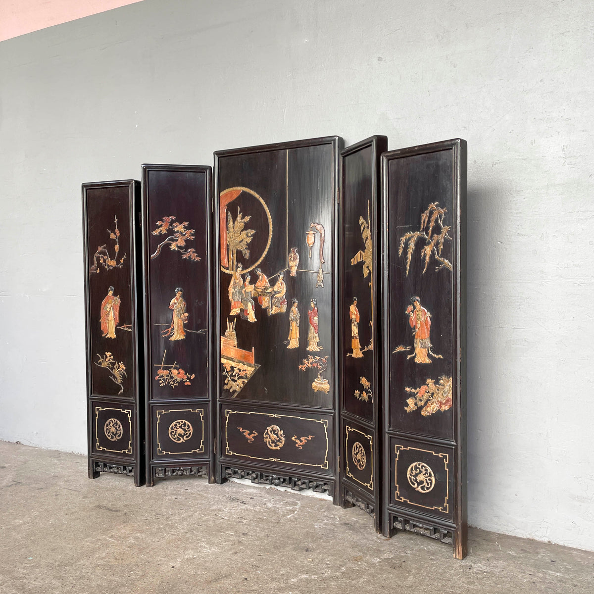 Folding Screen of "Ladies at Work & Leisure" in Carved Stone