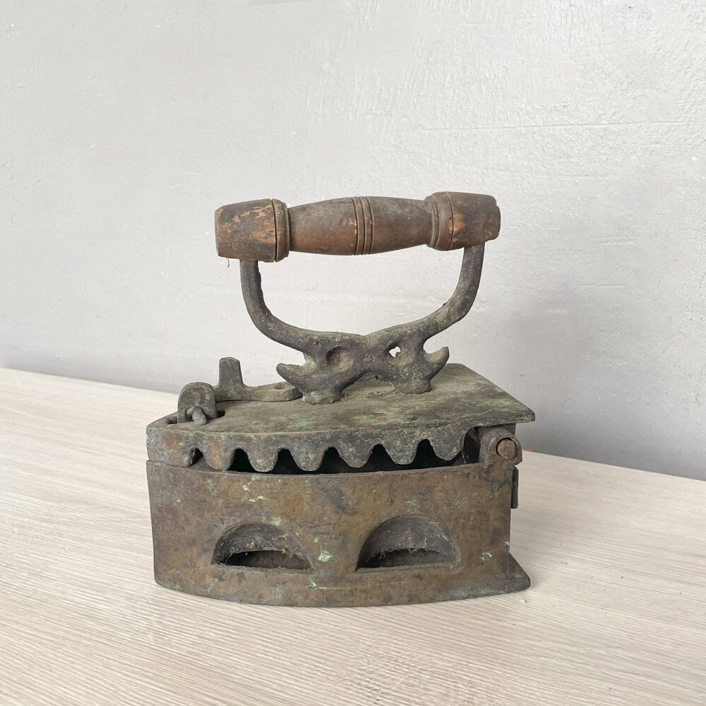 Vintage Charcoal Iron – Hock Siong & Co.